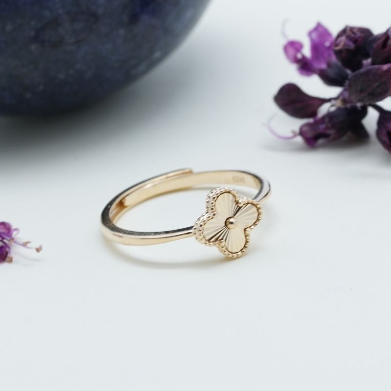 Van Cleef Gümüş Yüzük