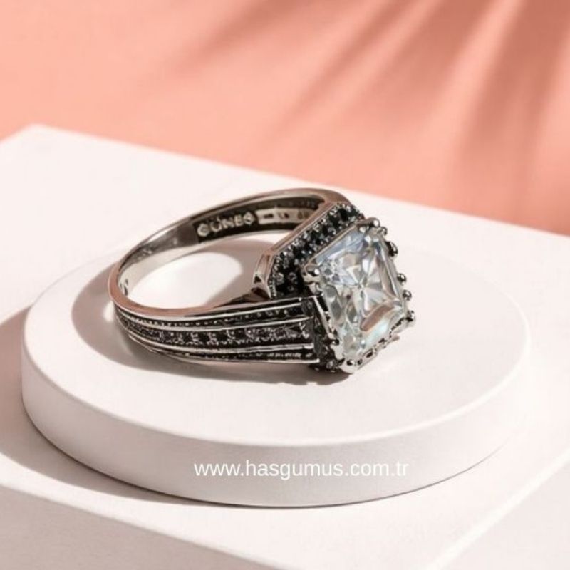 Klasik Erkek Yüzük