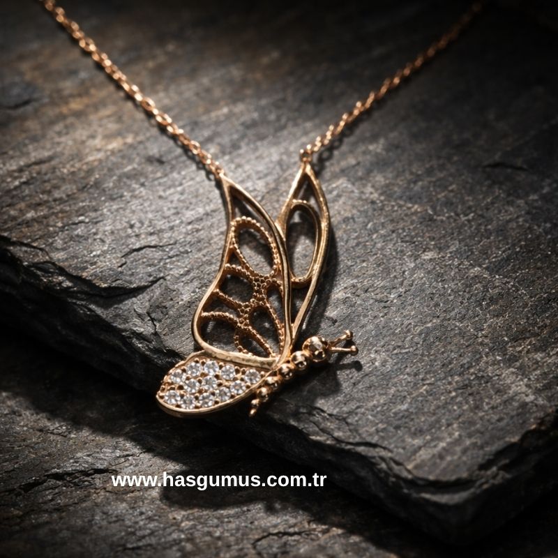 Gümüş Kelebek Kolye