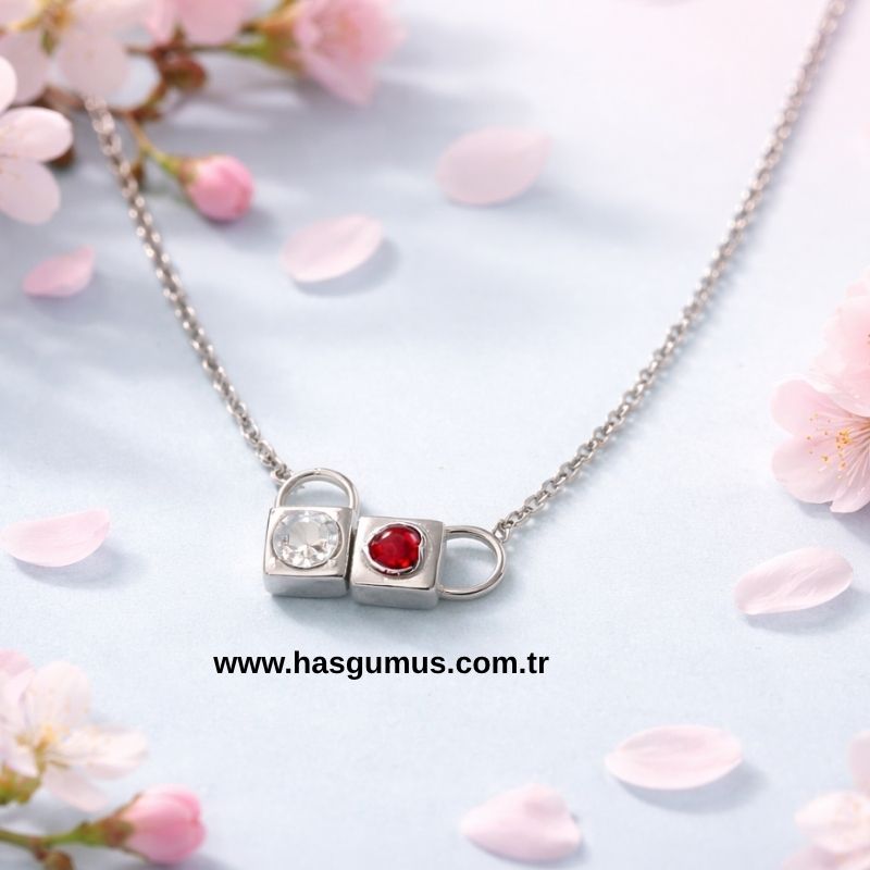 Gümüş Anahtar Kolye