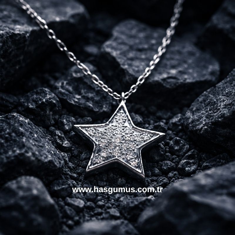 Gümüş Yıldız Kolye