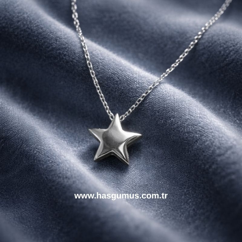 Gümüş Yıldız Kolye