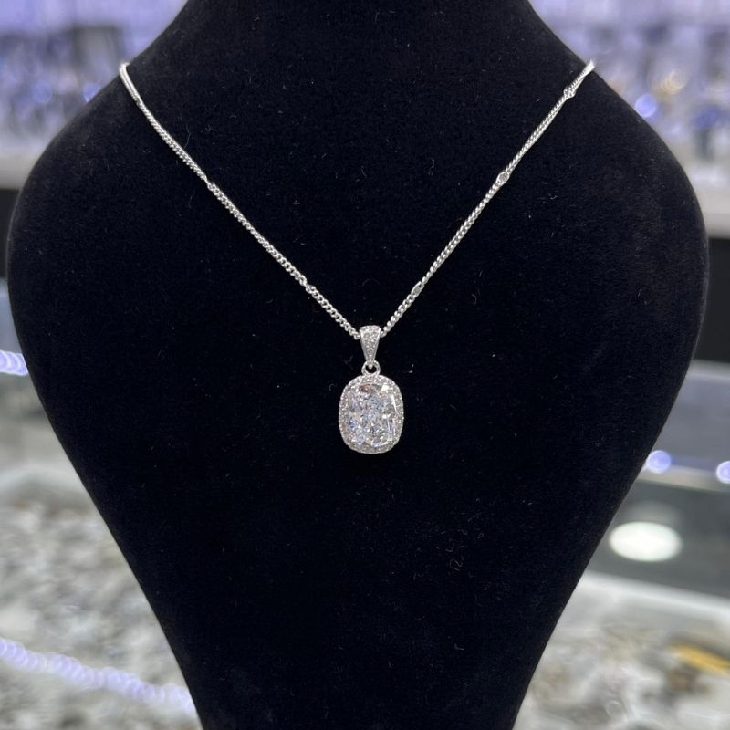 Zirkon Taşlı Kolye