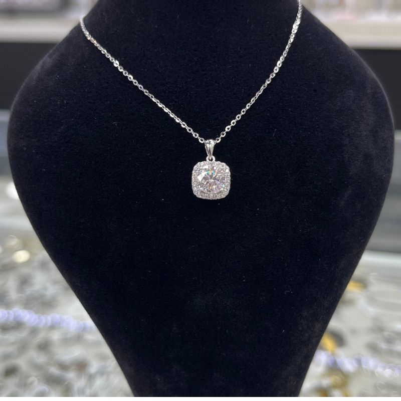 Baget Gümüş Kolye